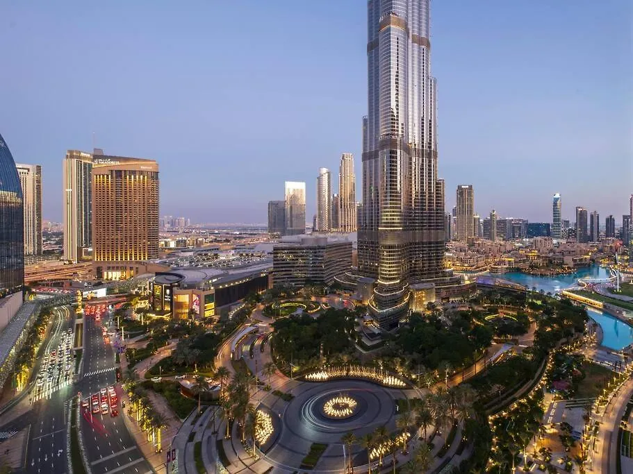 First Class 3Br With Full Burj Khalifa And Fountain View Dubai Apartment