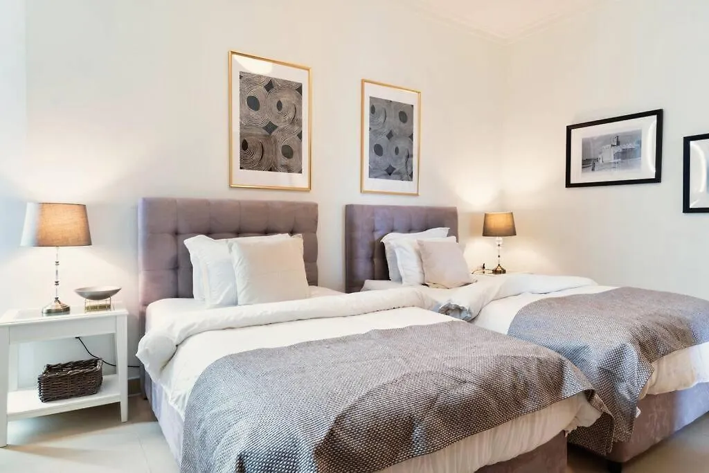 First Class 3Br With Full Burj Khalifa And Fountain View Dubai Apartment