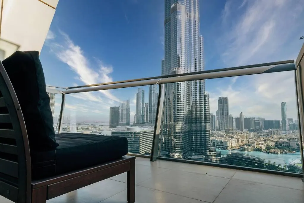 First Class 3Br With Full Burj Khalifa And Fountain View Dubai Apartment